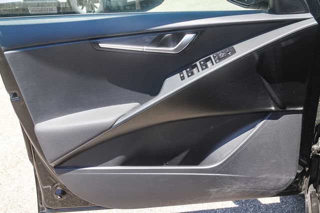 Certified 2023 Kia Niro LX FWD image 22