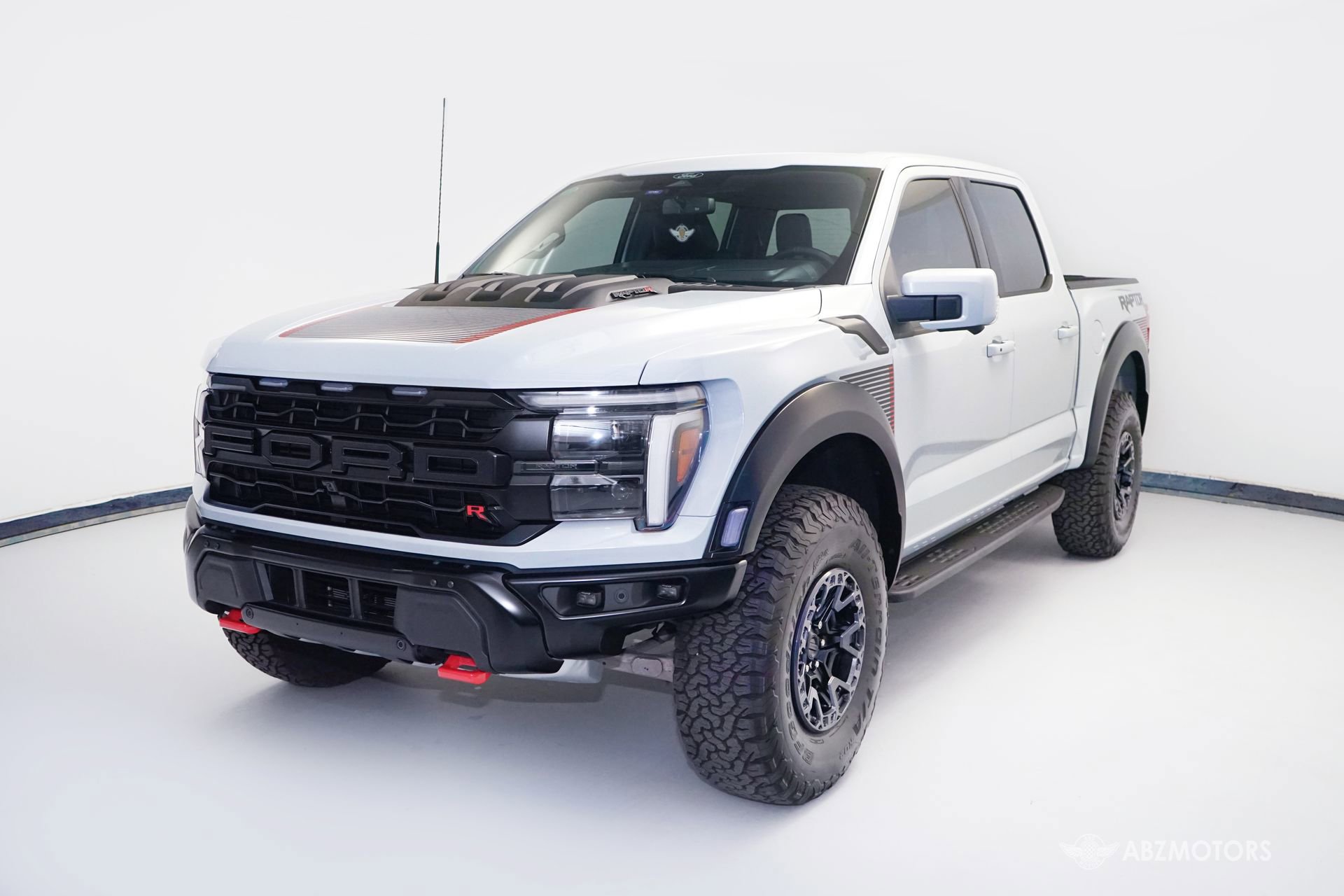Used 2025 Ford F150 Raptor w/ Equipment Group 803A Raptor R image 2