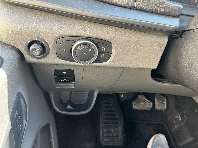 Used 2021 Ford Transit 350 XLT image 26