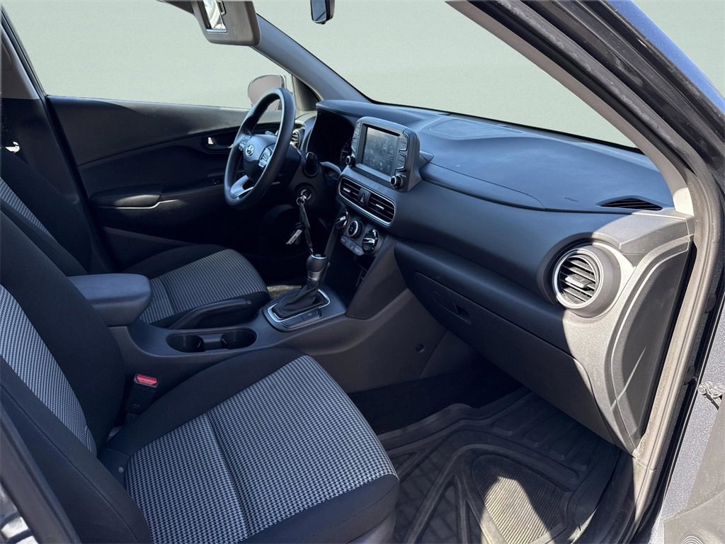 Used 2018 Hyundai Kona SE image 22