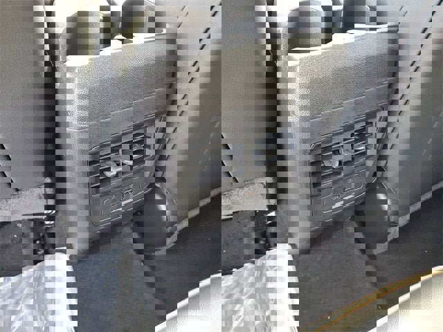 New 2026 GMC Canyon AT4 w/ AT4 Premium Package image 17