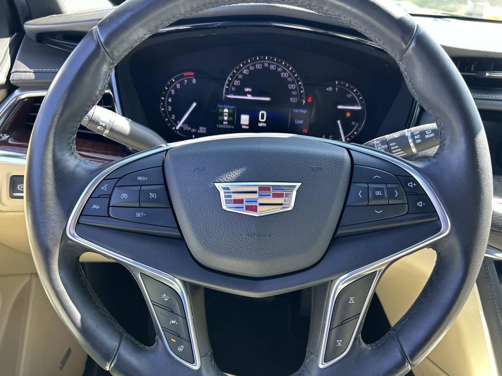 Used 2017 Cadillac XT5 Premium Luxury image 34