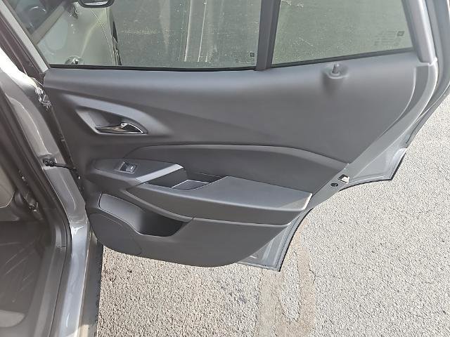 New 2026 Chevrolet Trax ACTIV w/ Sunroof Package image 23