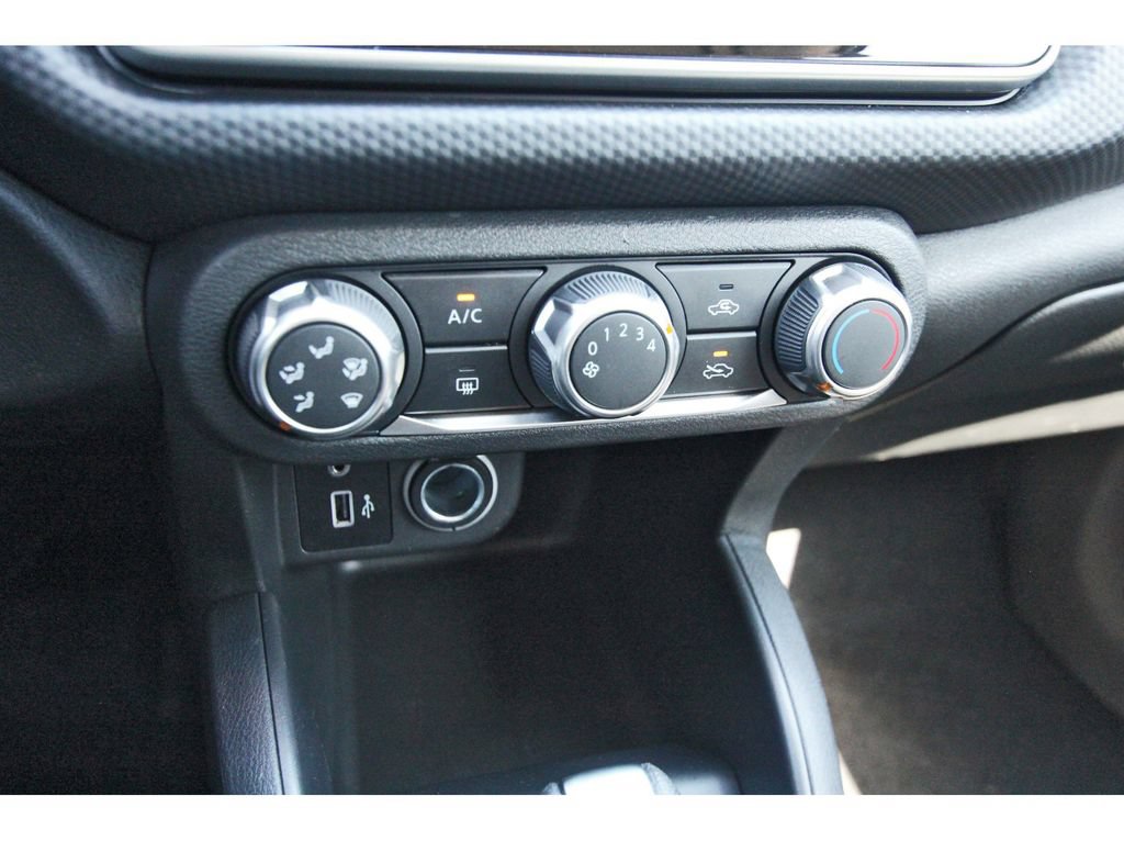 Used 2025 Nissan Kicks Play S FWD image 21