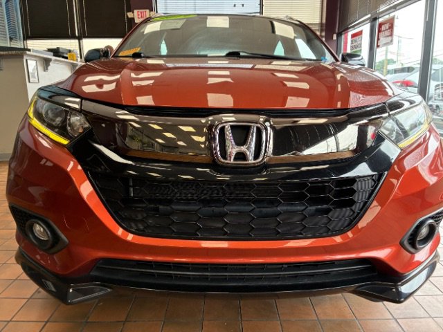 Used 2019 Honda HR-V Sport image 3