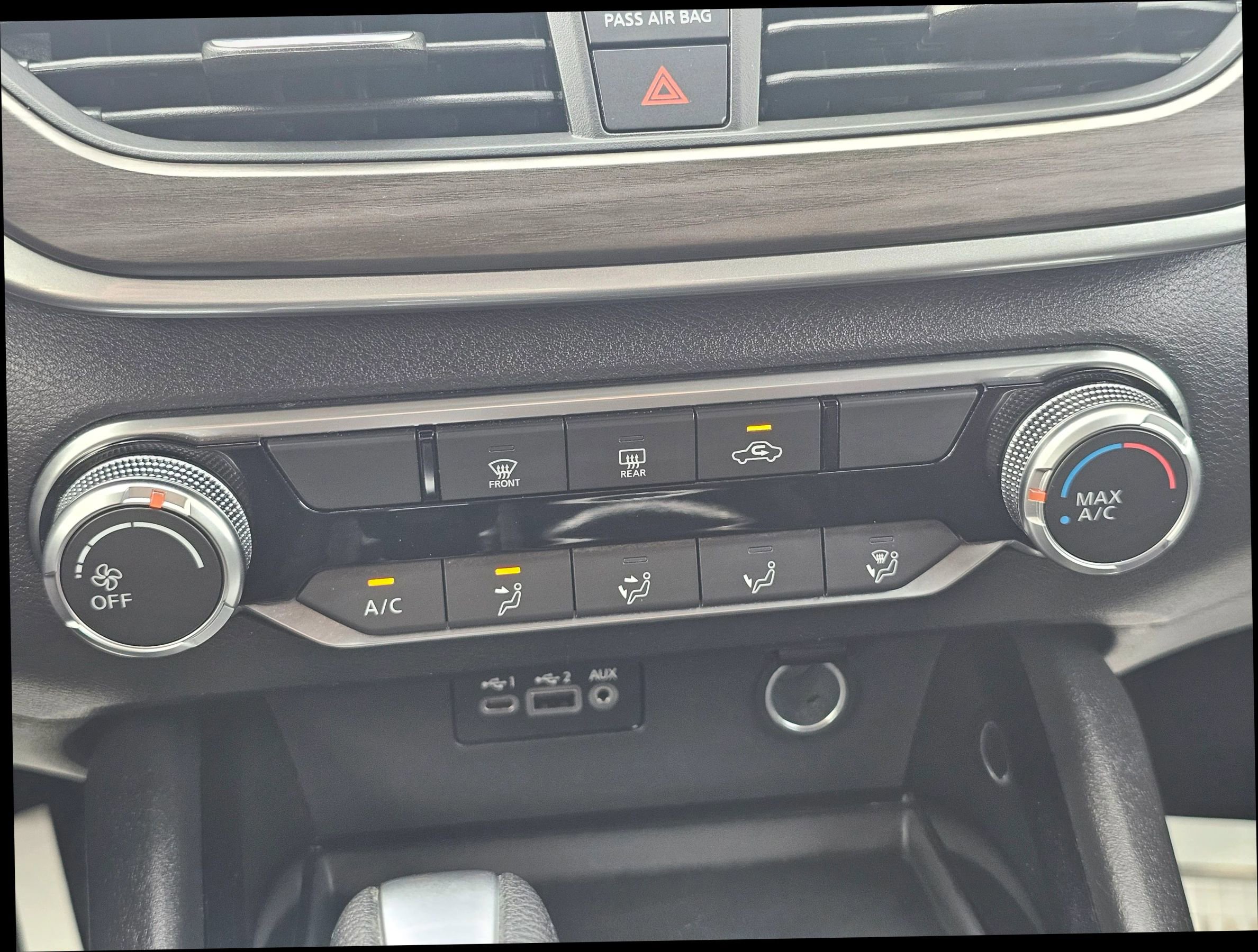 Used 2024 Nissan Altima 2.5 SV image 25