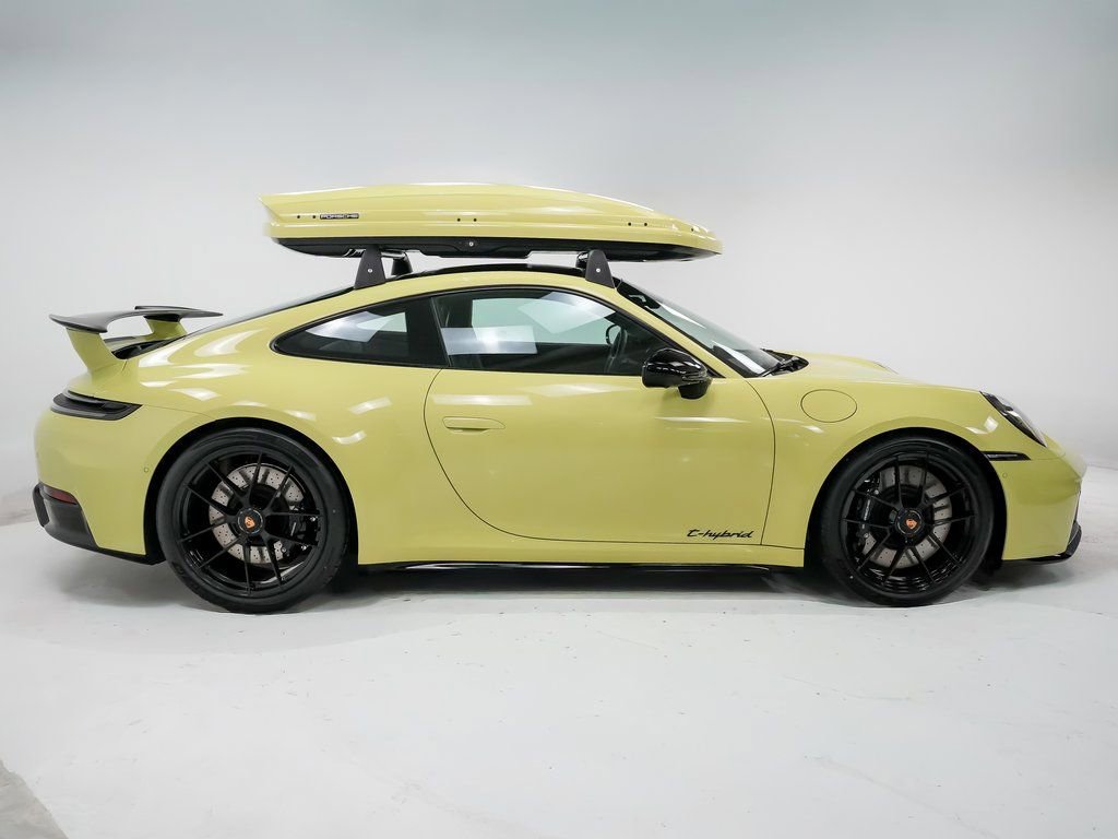 New 2026 Porsche 911 Carrera GTS image 9