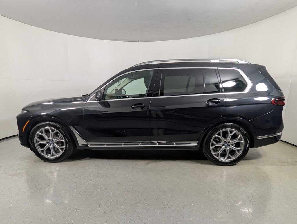 Used 2024 BMW X7 xDrive40i AWD/4WD image 4