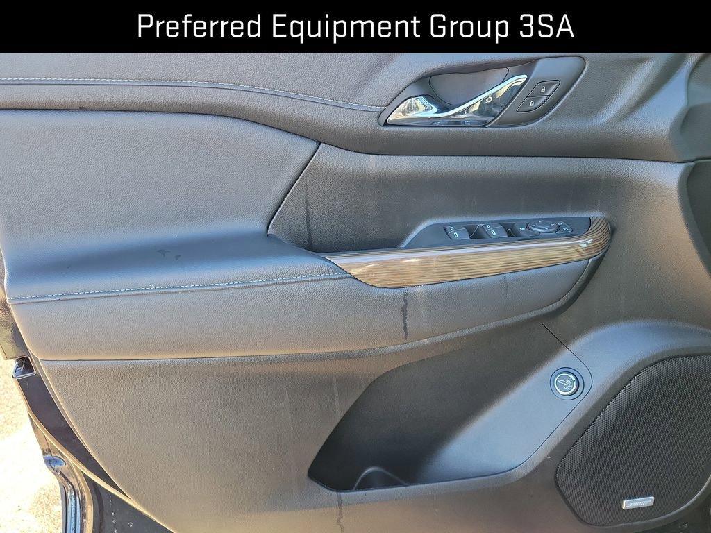 Certified 2023 GMC Acadia SLE w/ Infotainment Package image 11
