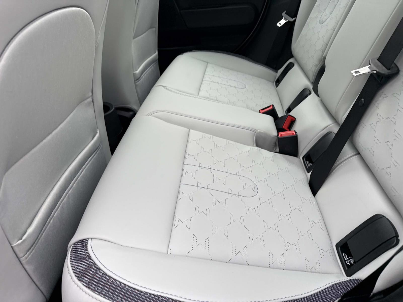 New 2026 MINI Cooper 4-Door Hardtop FWD image 13