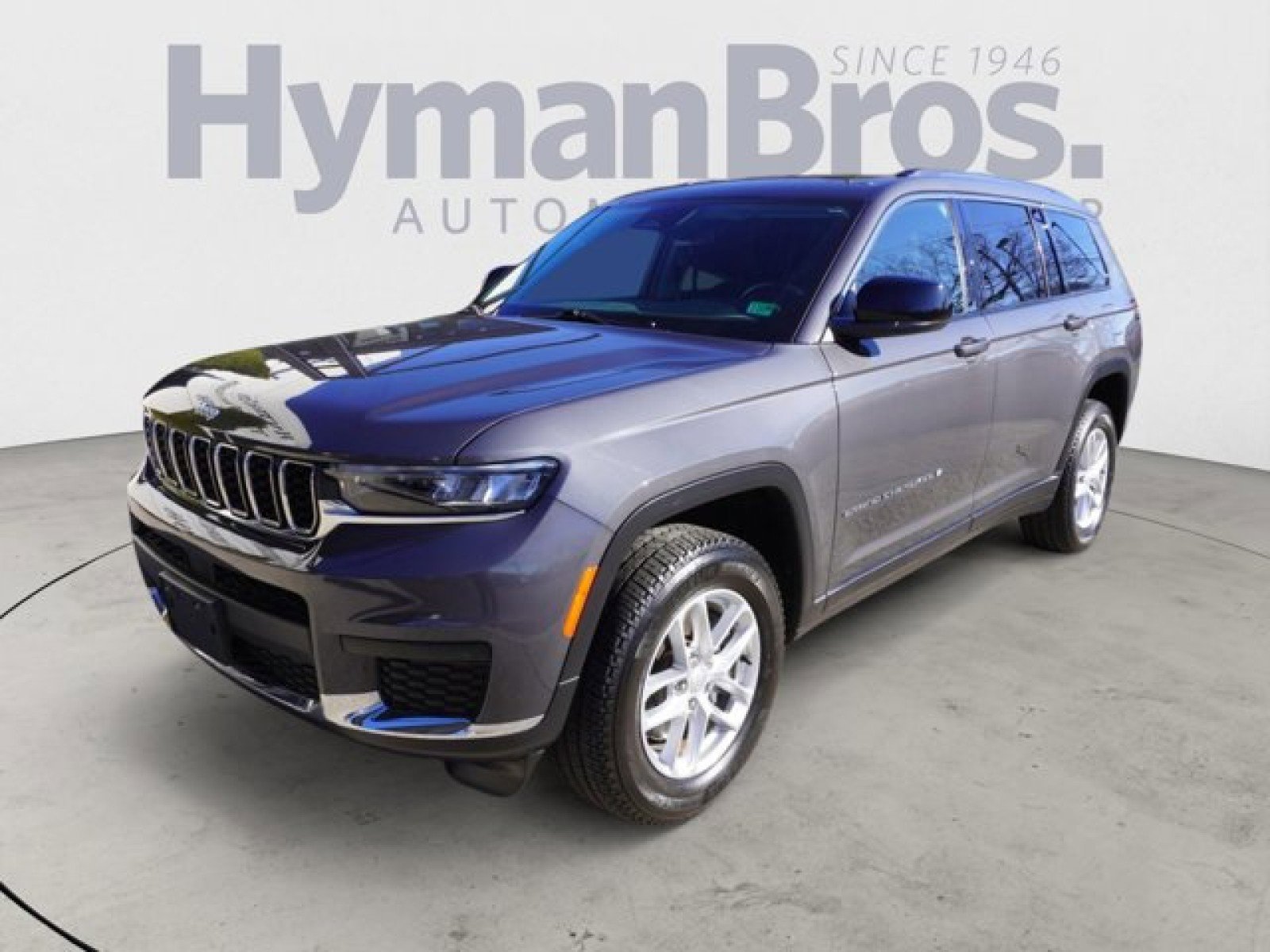 Used 2022 Jeep Grand Cherokee L Laredo w/ Luxury Tech Group I