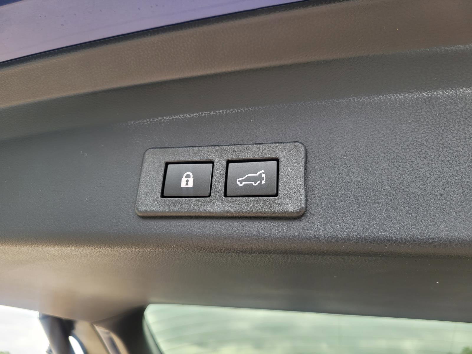 New 2026 Subaru Ascent Limited AWD/4WD image 19