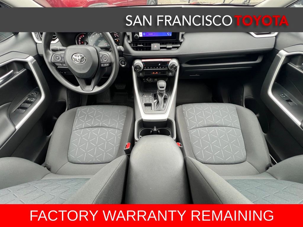 Used 2025 Toyota RAV4 XLE AWD/4WD image 24