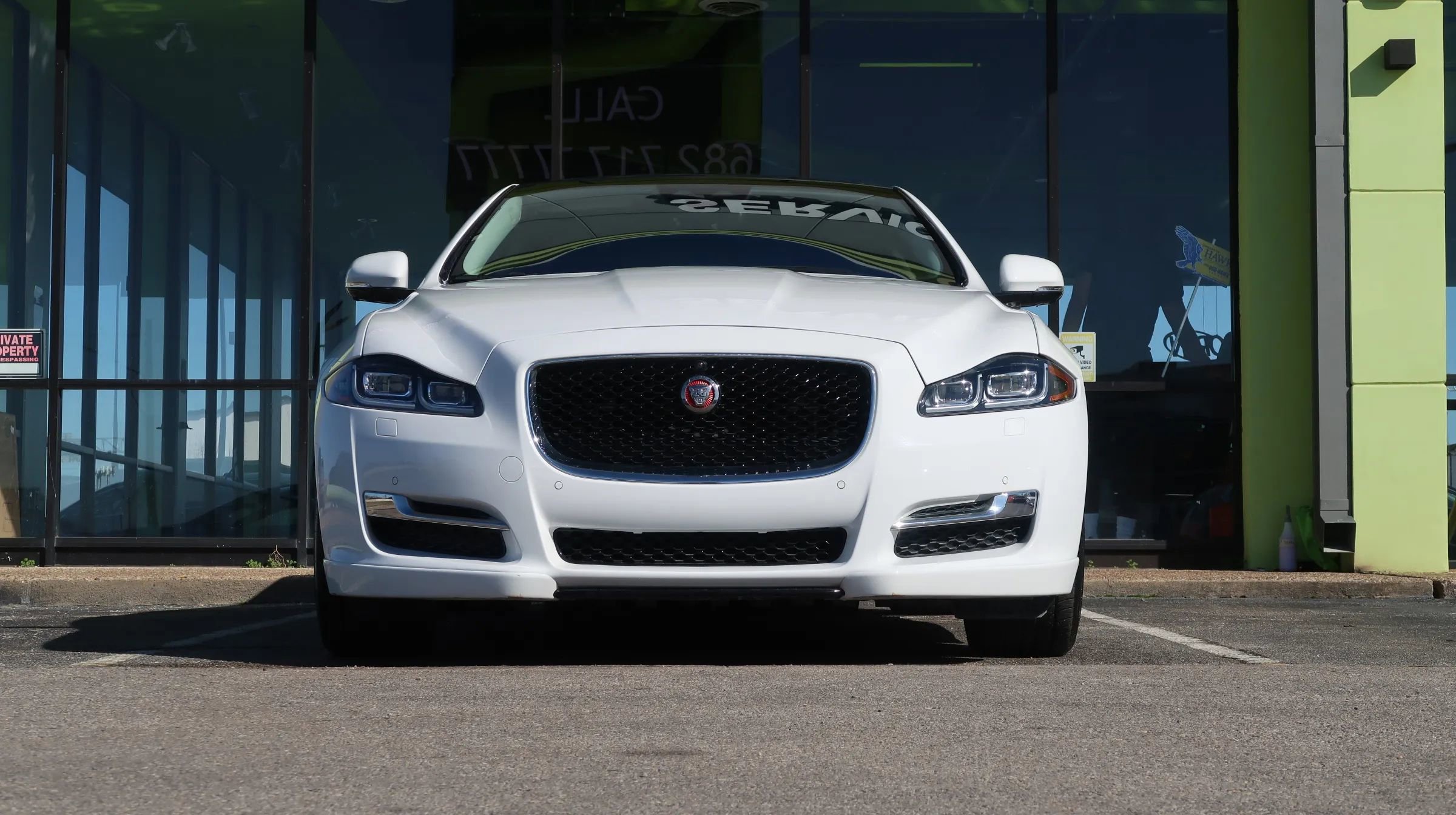 Used 2019 Jaguar XJ R-Sport image 3