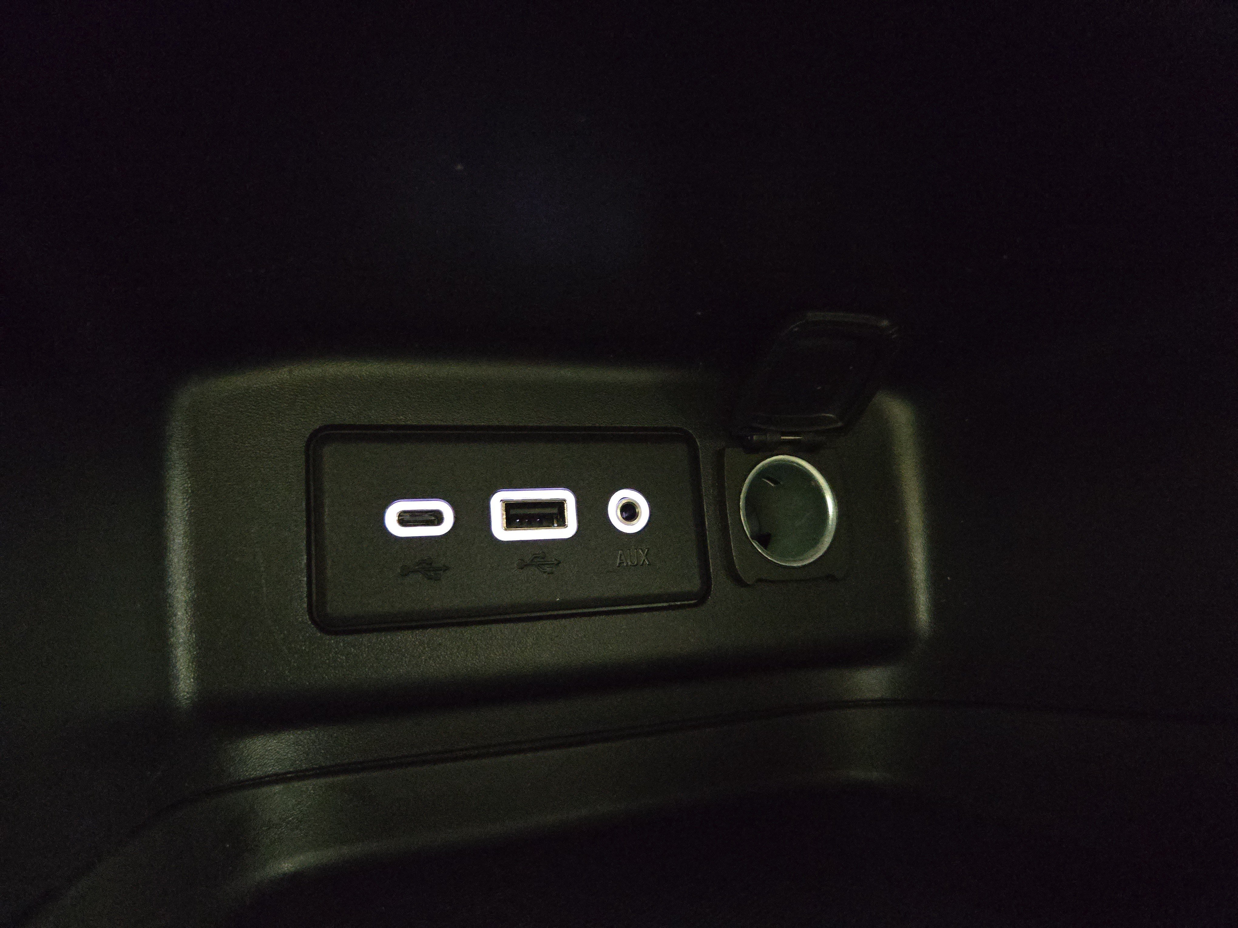 Used 2023 Chevrolet Equinox LT FWD image 25