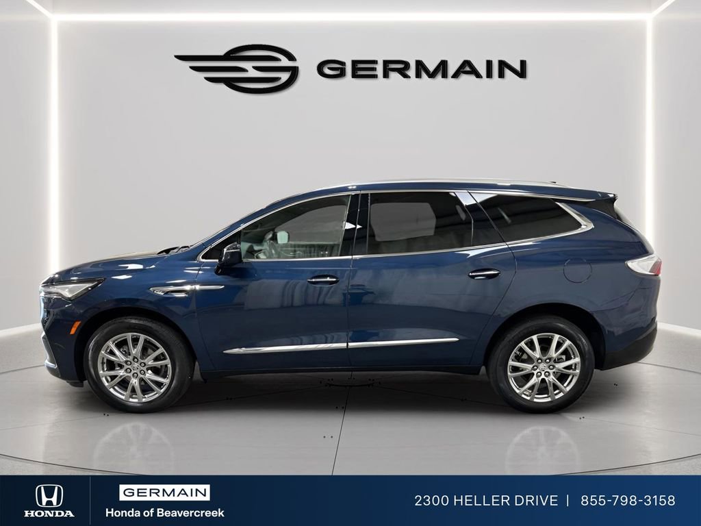 Used 2023 Buick Enclave Essence w/ Experience Buick Package image 4