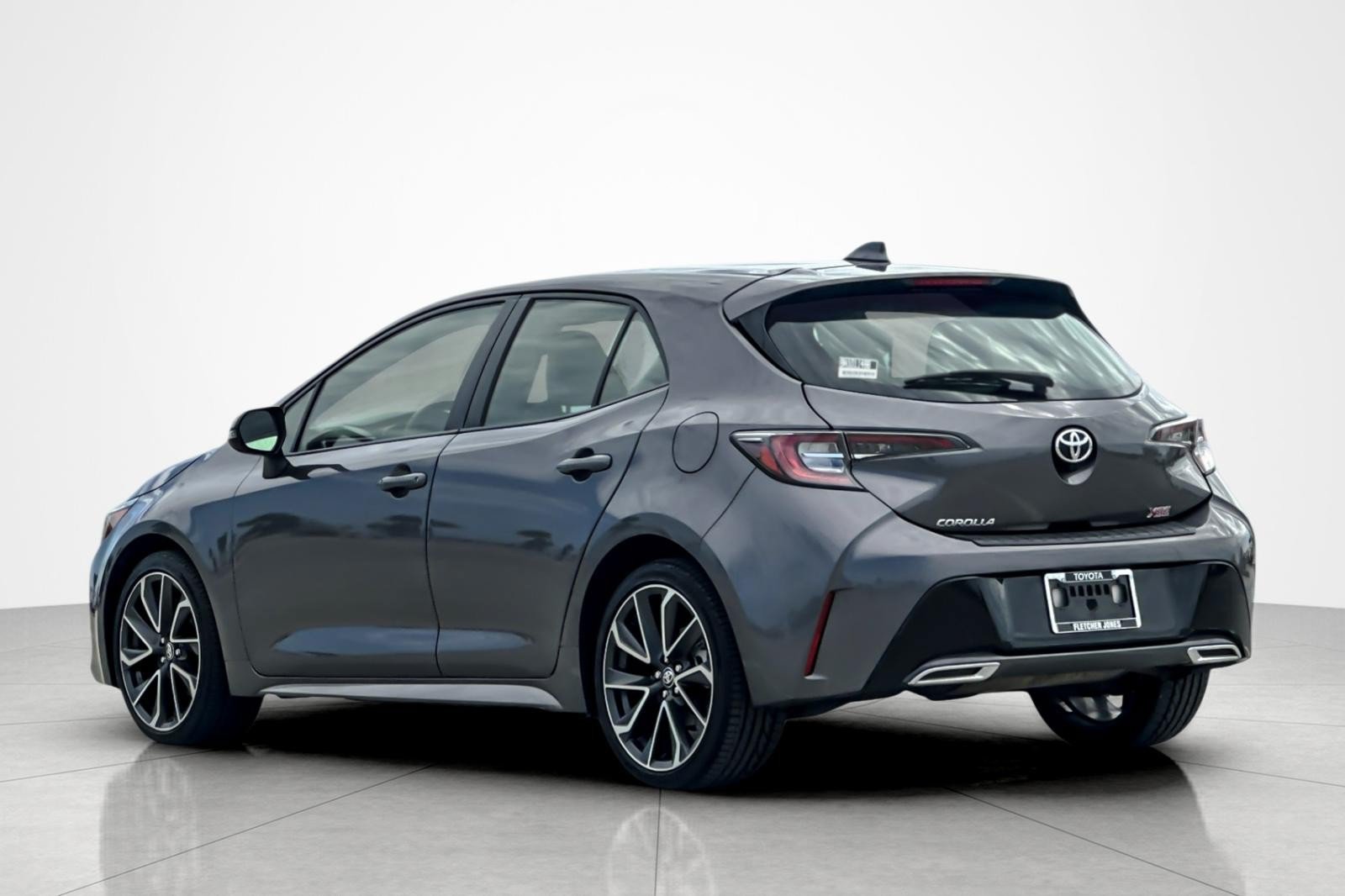 Certified 2021 Toyota Corolla XSE w/ Carpet Mat Package (TMS) FWD image 3