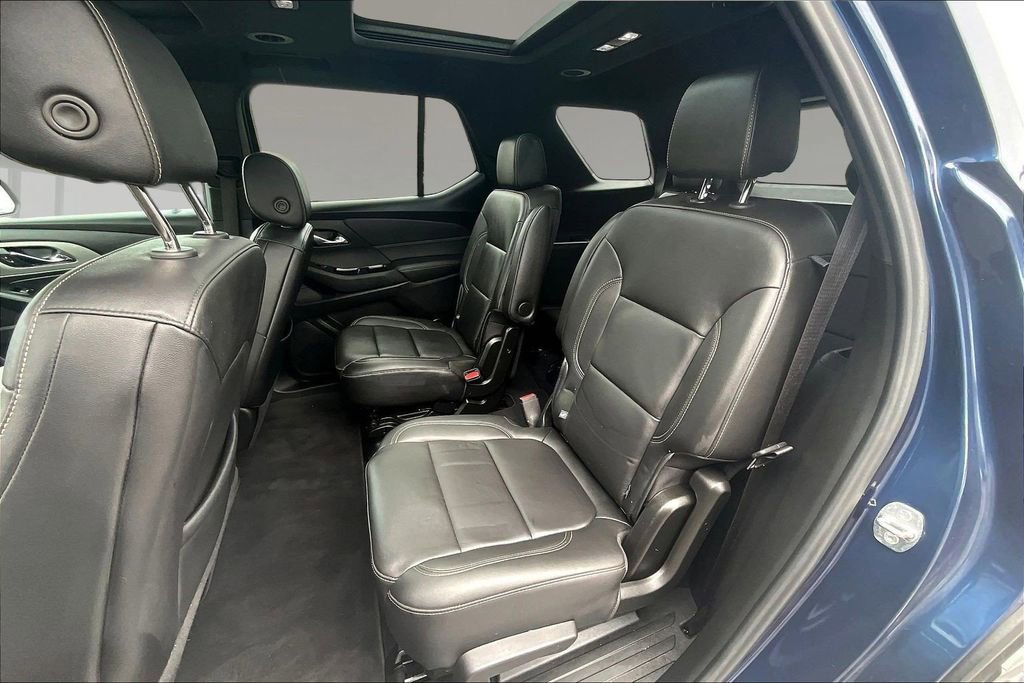 Used 2023 Chevrolet Traverse LT w/ LT Premium Package AWD/4WD image 22
