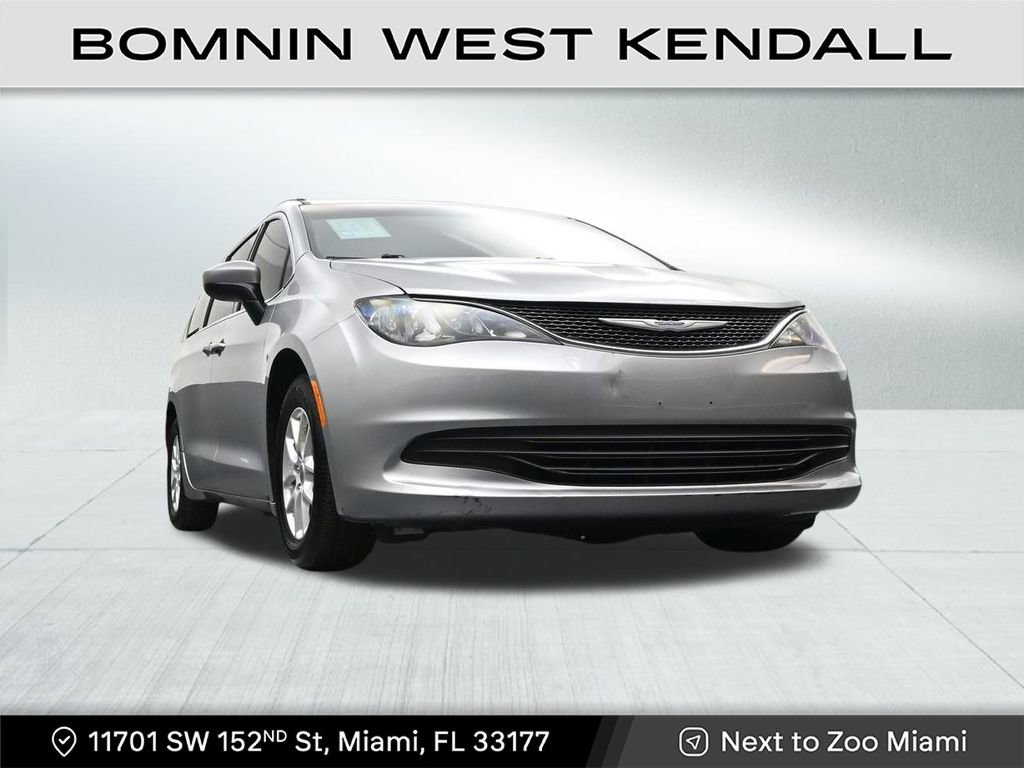 Used 2020 Chrysler Voyager Lxi image 26