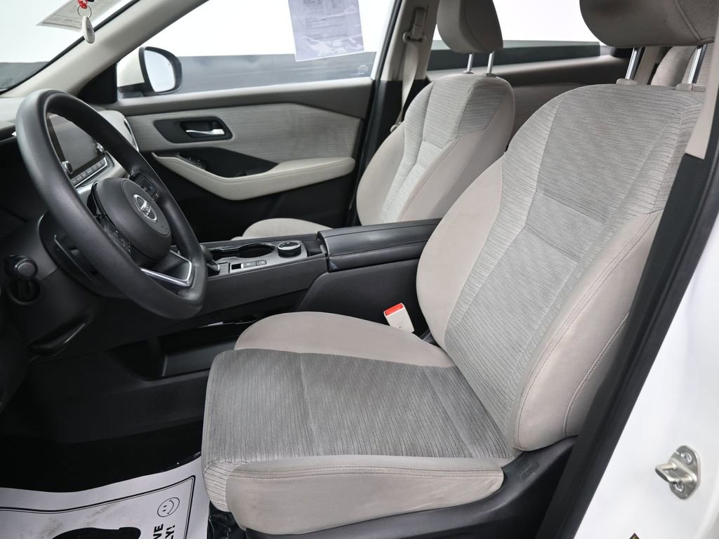 Used 2021 Nissan Rogue SV image 24