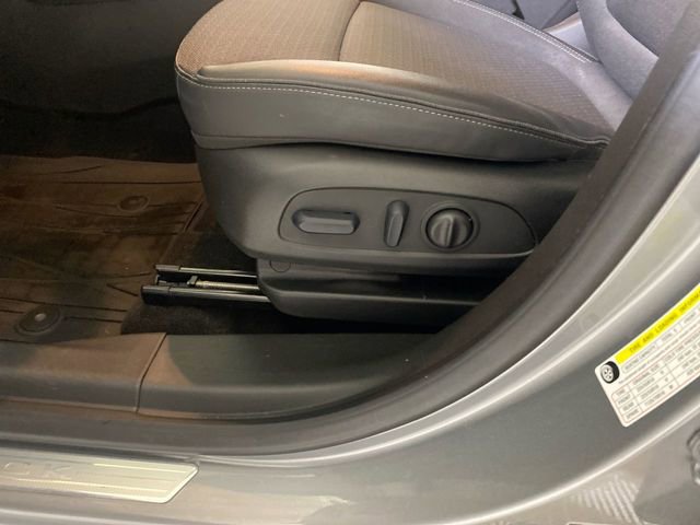 Used 2023 Buick Encore GX Select w/ Sport Touring Package image 25