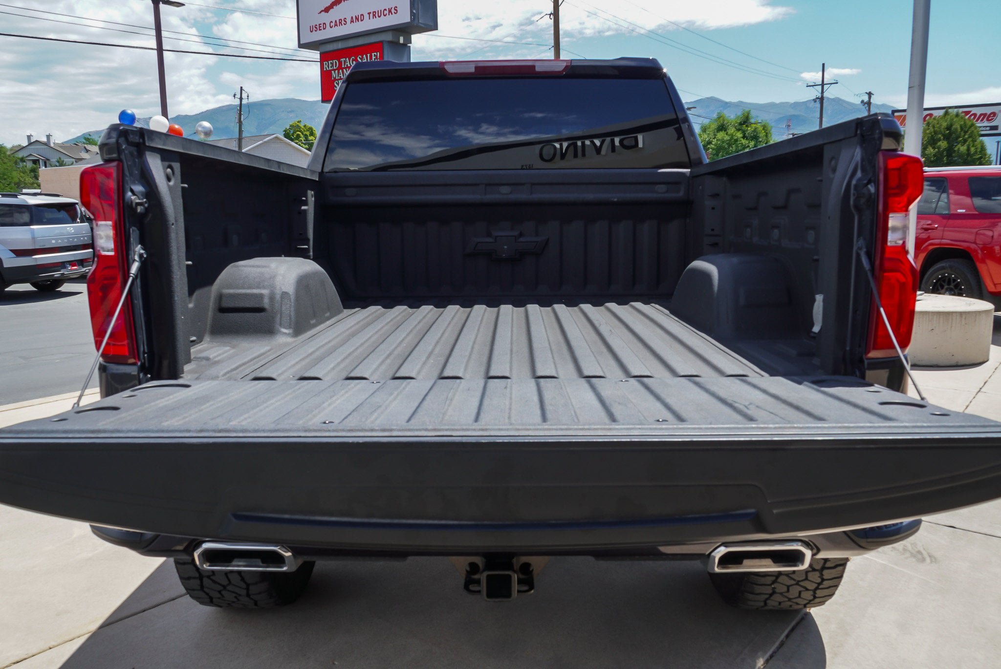 Used 2024 Chevrolet Silverado 1500 RST AWD/4WD image 14