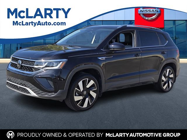 Used 2024 Volkswagen Taos SEL image 1