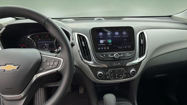 Used 2023 Chevrolet Equinox LT FWD image 11