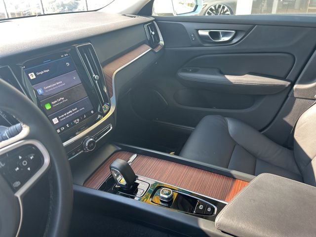 Certified 2025 Volvo V60 B5 Cross Country Plus image 19