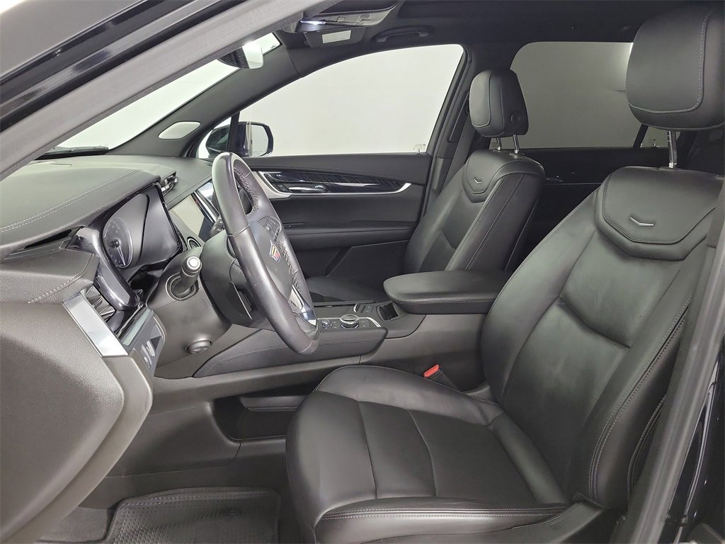 Certified 2023 Cadillac XT6 Premium Luxury image 17