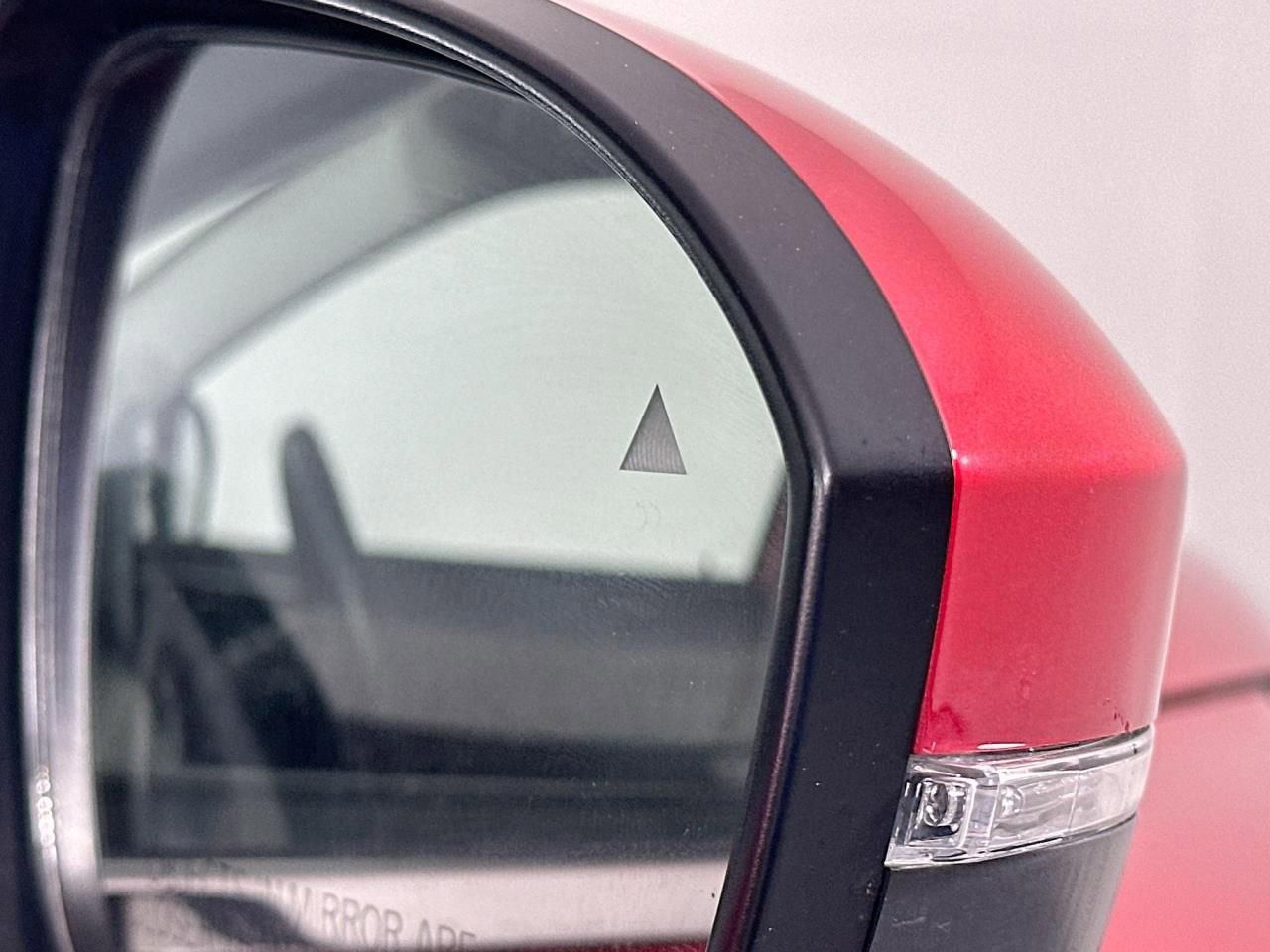 Used 2025 Mitsubishi Outlander SE image 42