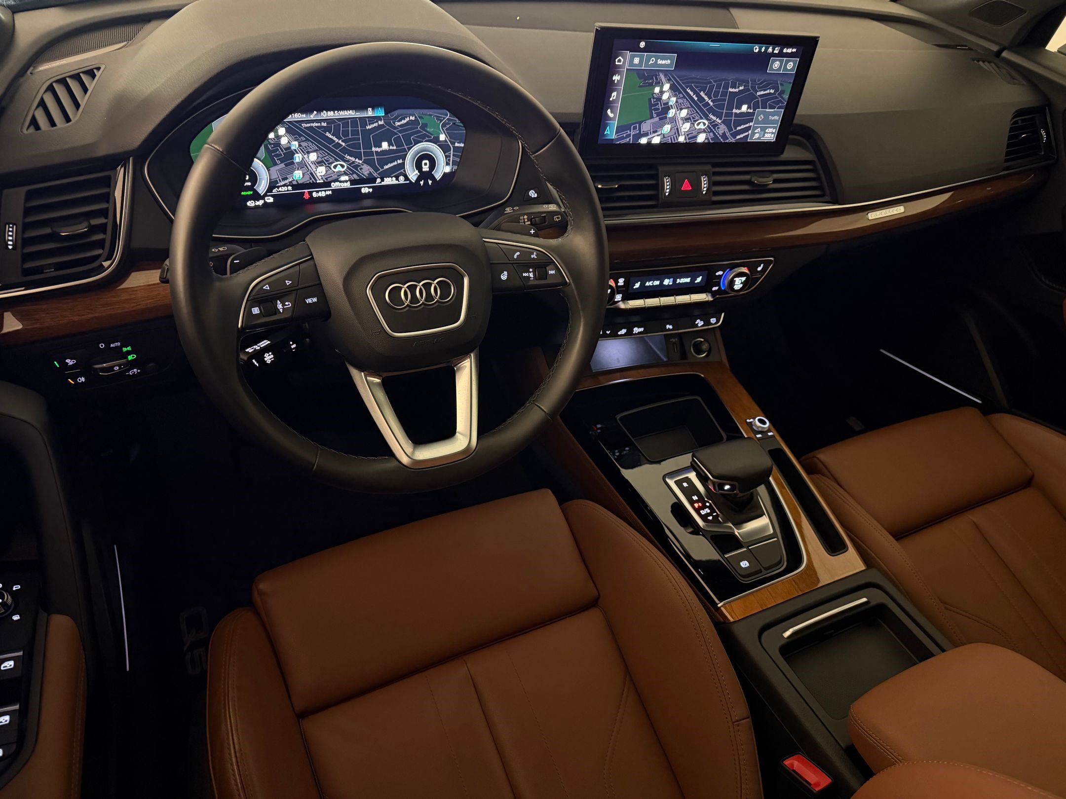 Certified 2022 Audi Q5 e Premium Plus w/ Premium Plus Package AWD/4WD image 4