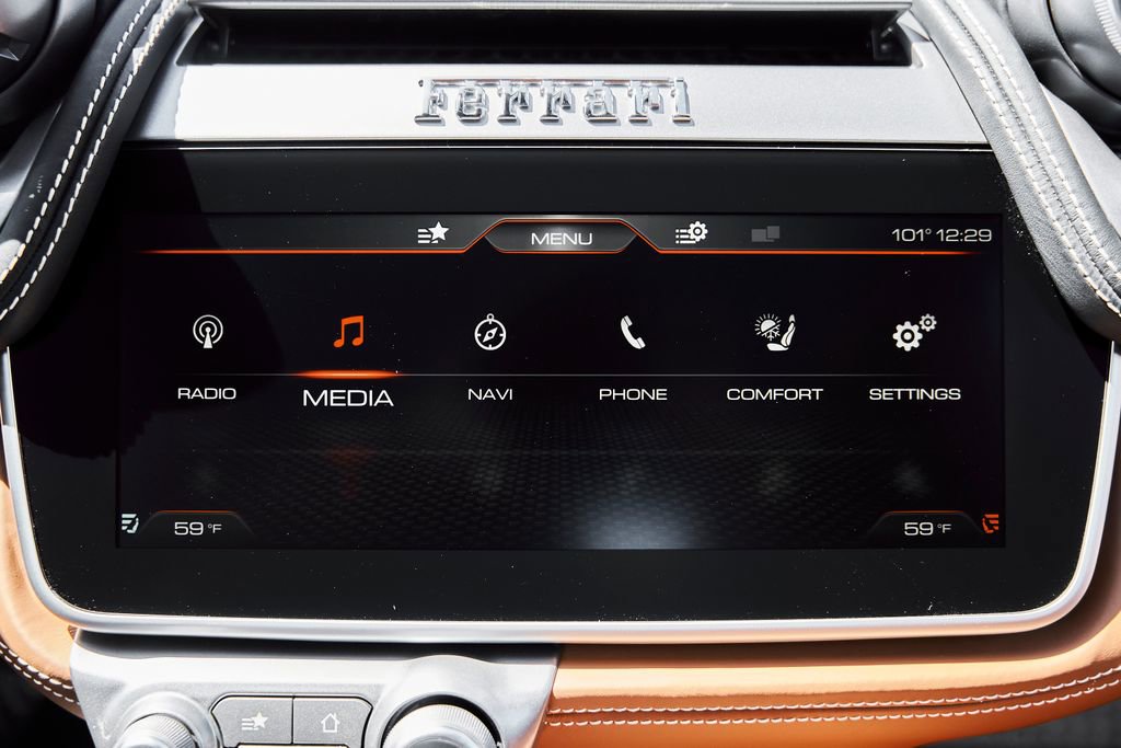 Used 2018 Ferrari GTC4Lusso image 73