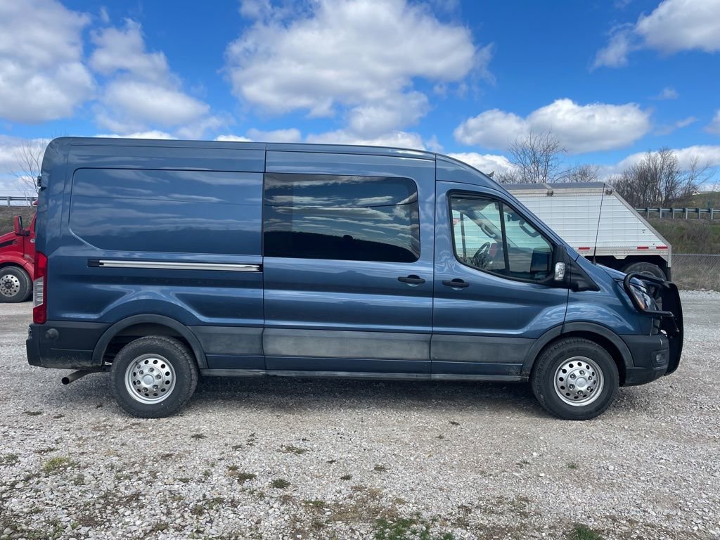 Used 2023 Ford Transit 250 Medium Roof AWD w/ Load Area Protection Package image 5