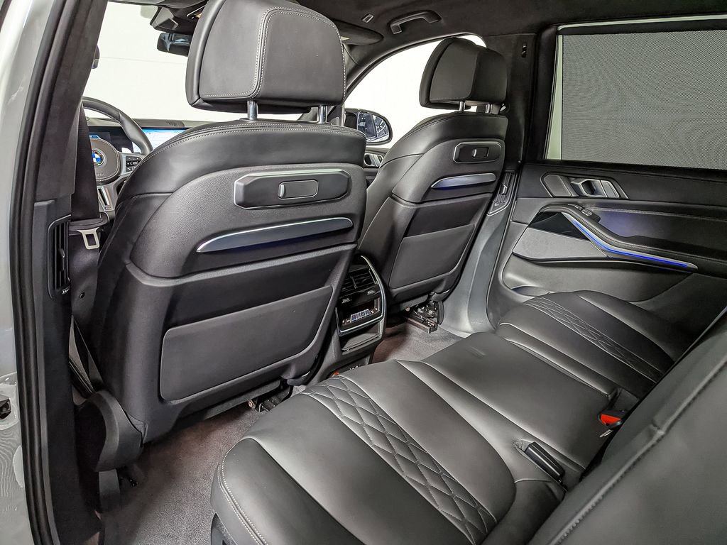 Certified 2025 BMW X7 M60i w/ Executive Package image 52