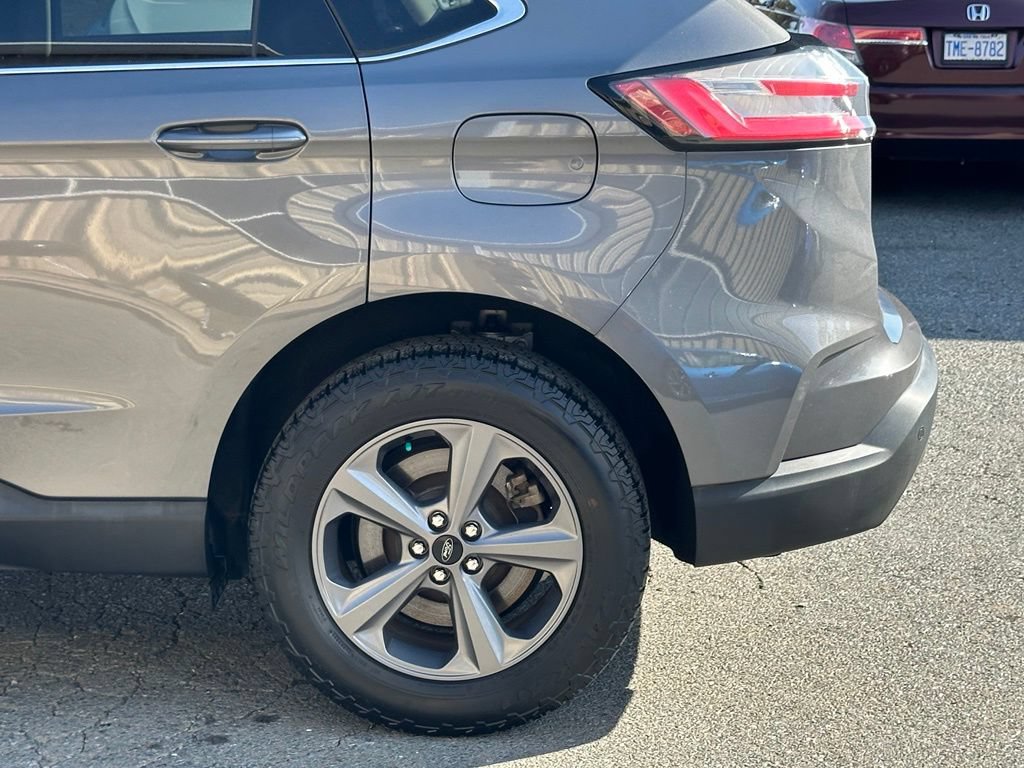 Used 2022 Ford Edge SEL w/ Sport Appearance Package AWD/4WD image 38
