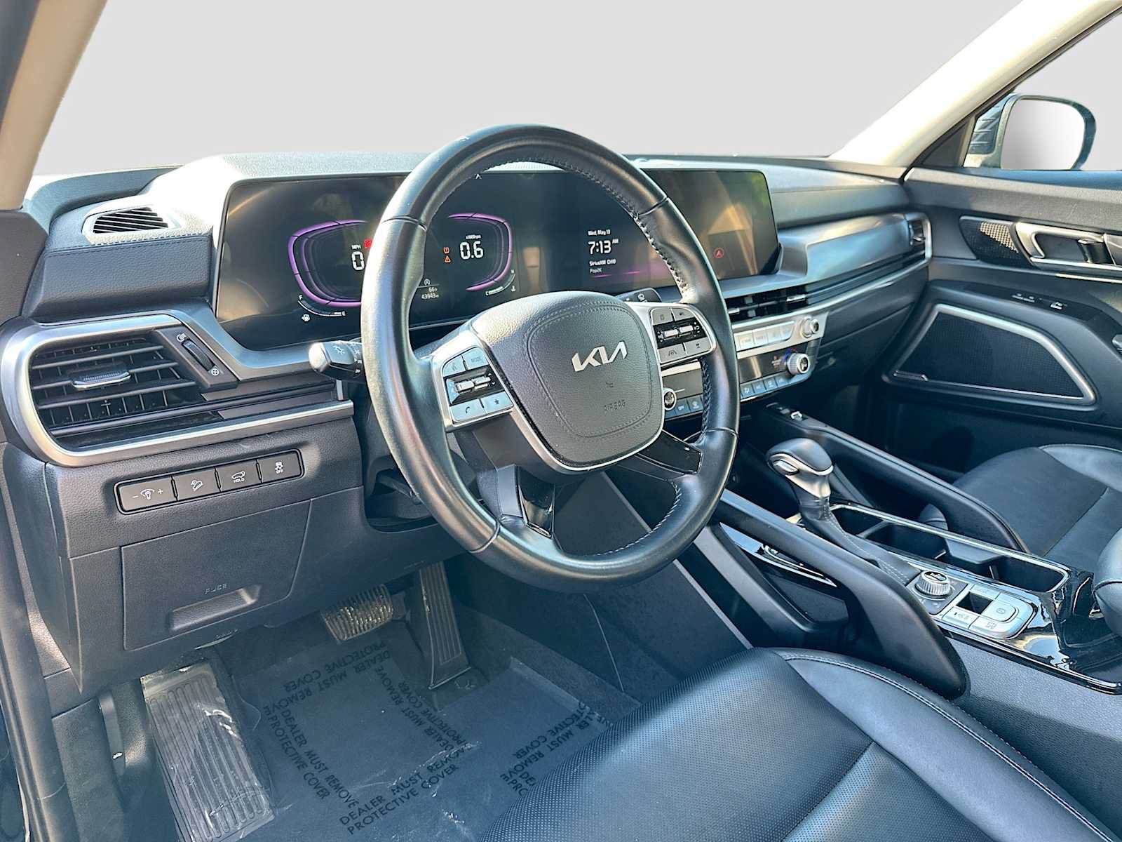 Used 2025 Kia Telluride S AWD/4WD image 9