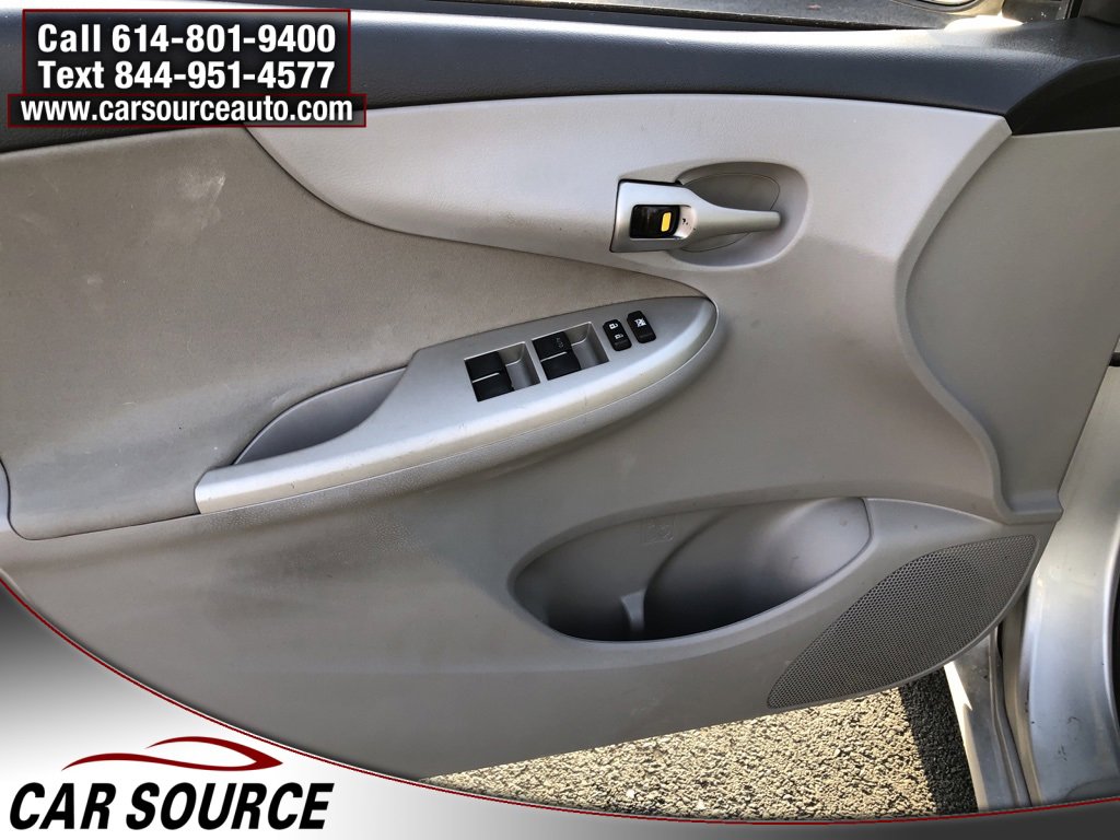 Used 2011 Toyota Corolla LE image 12