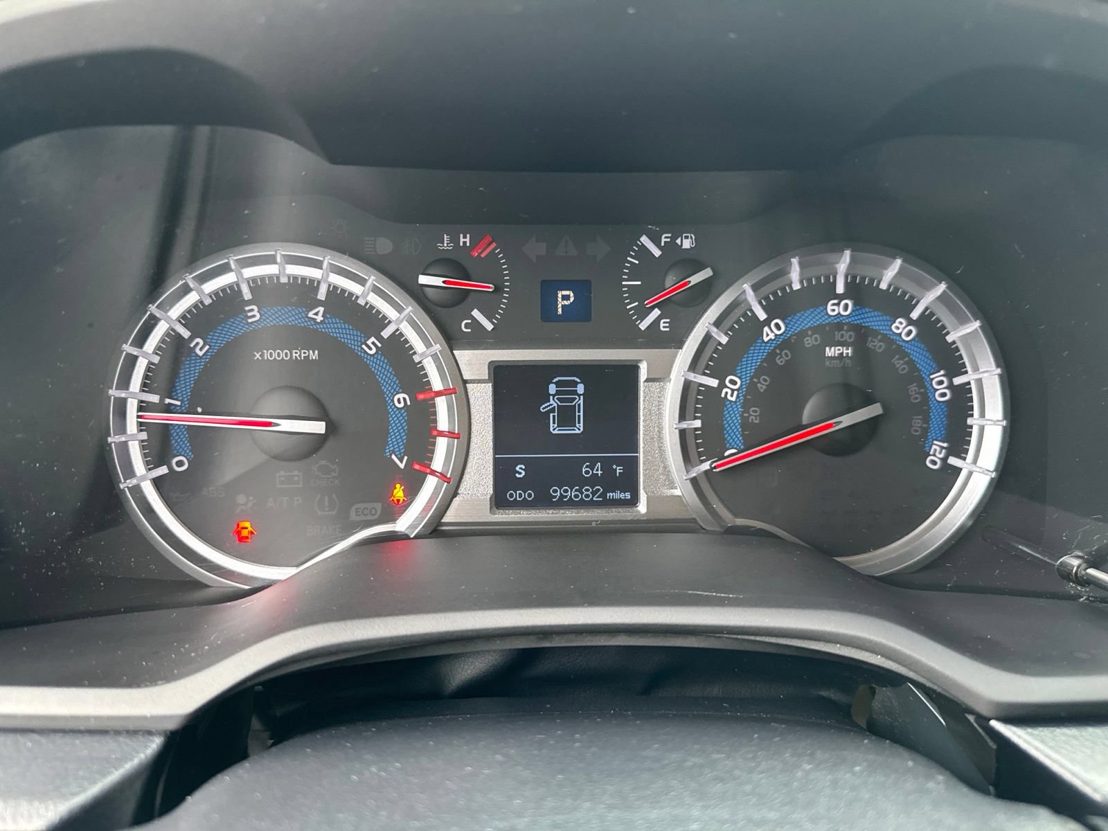 Used 2017 Toyota 4Runner SR5 AWD/4WD image 32