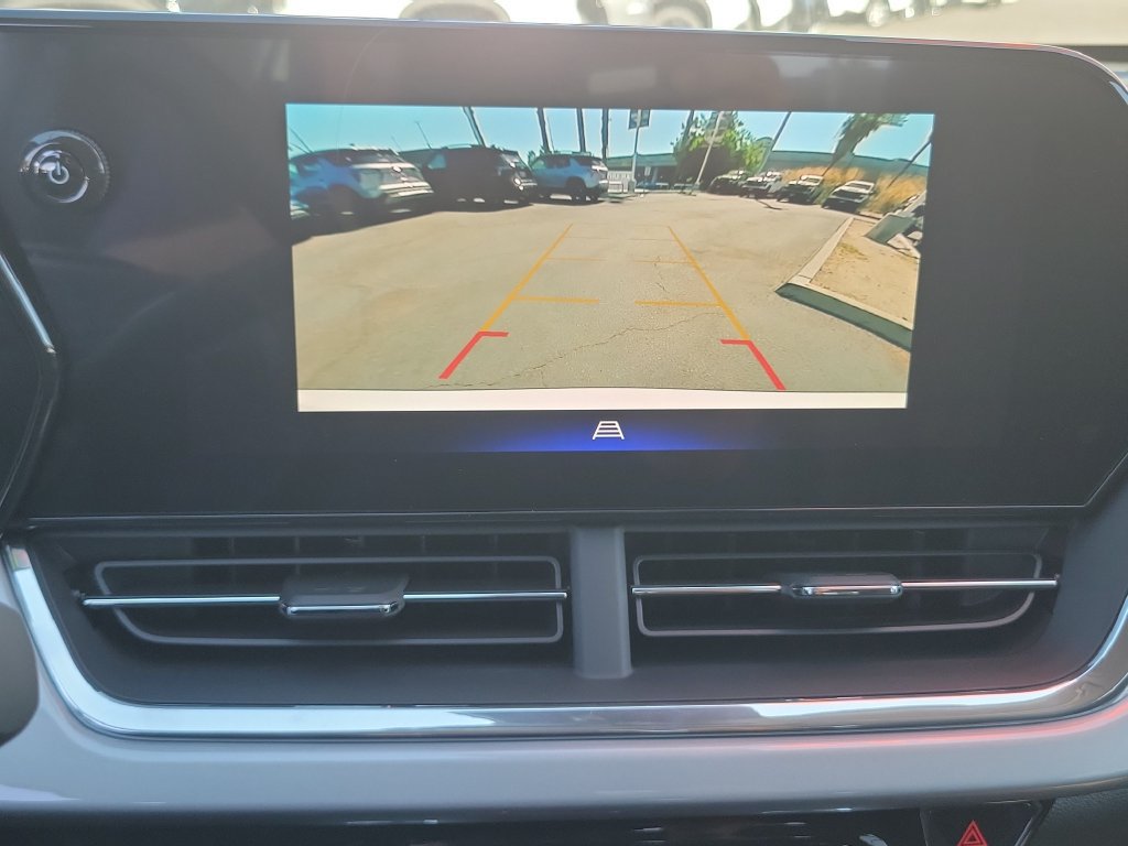 New 2026 Chevrolet Trax LT w/ Driver Confidence Package FWD image 9