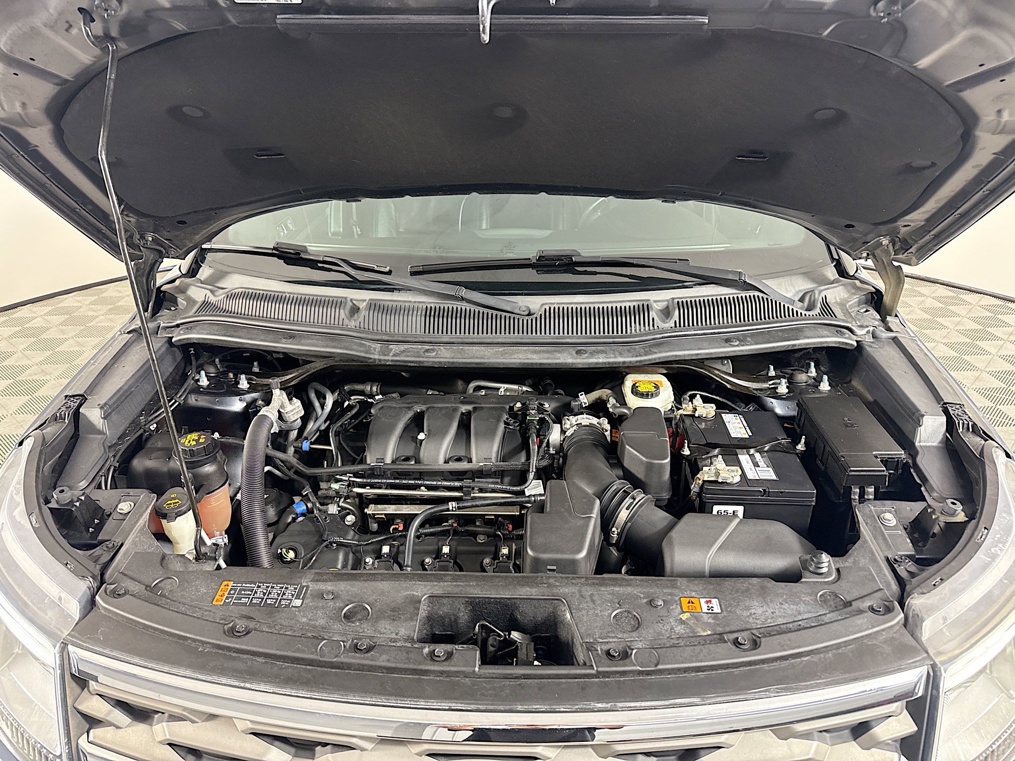 Used 2018 Ford Explorer XLT w/ Equipment Group 202A image 39