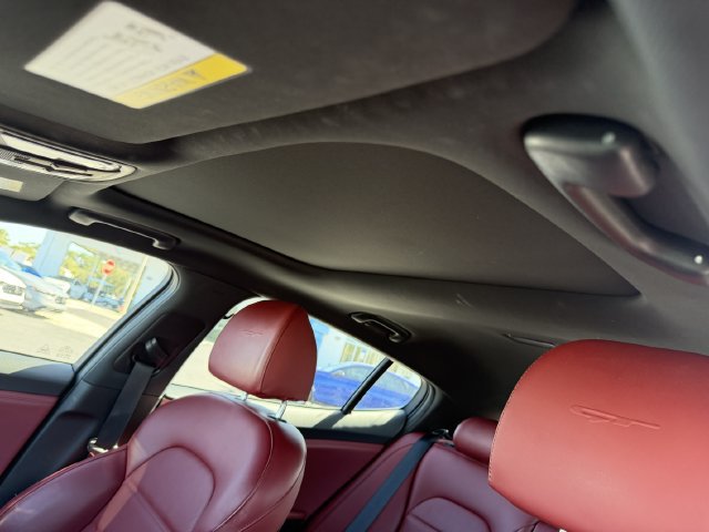 Used 2021 Kia Stinger GT2 RWD image 12