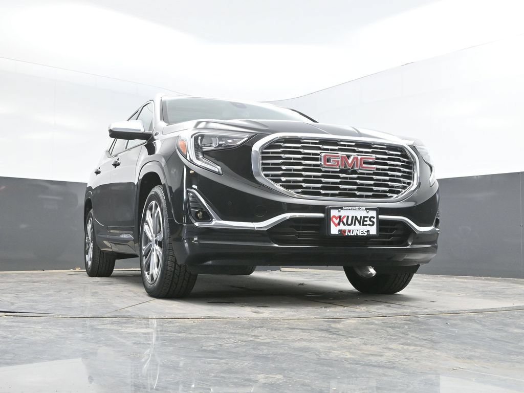 Used 2018 GMC Terrain Denali w/ GMC Pro Grade Package AWD/4WD image 35