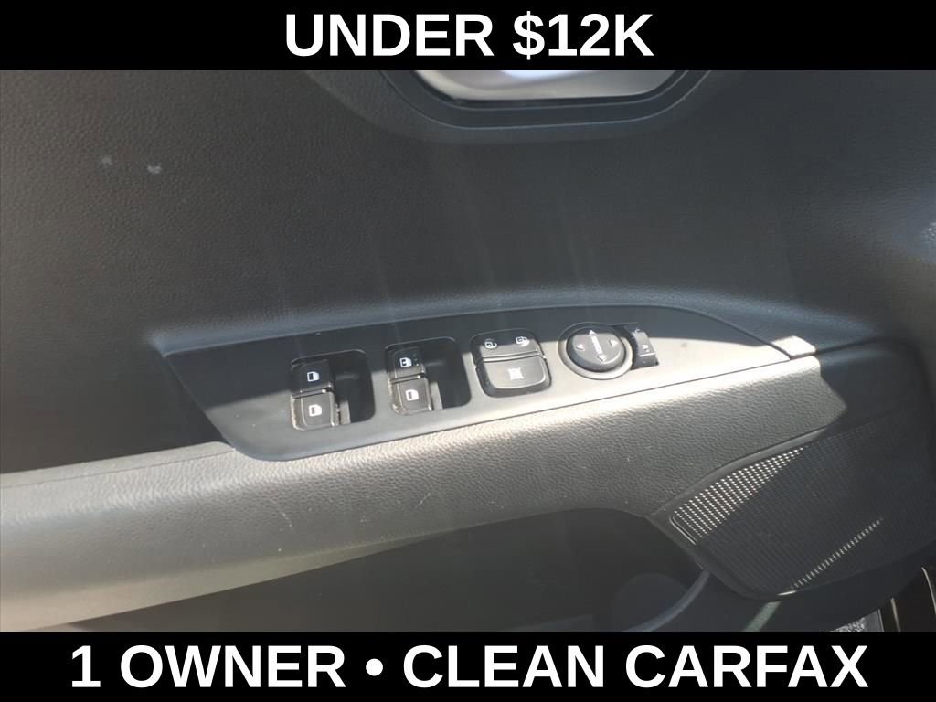 Used 2022 Kia Rio S w/ Technology Package image 12