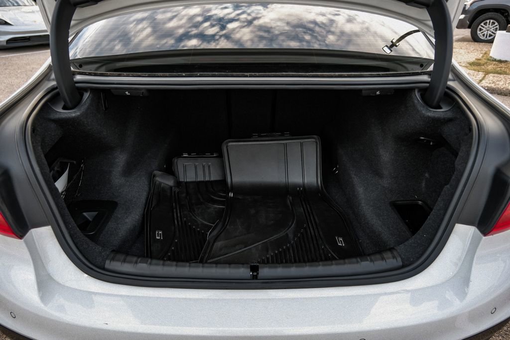 Used 2018 BMW 540i xDrive w/ M Sport Package image 70