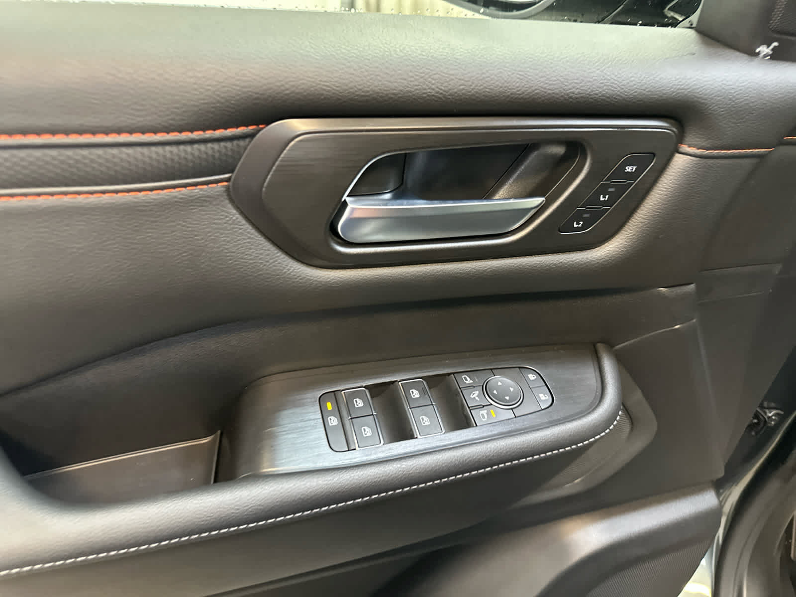 New 2025 Nissan Armada PRO-4X AWD/4WD image 19