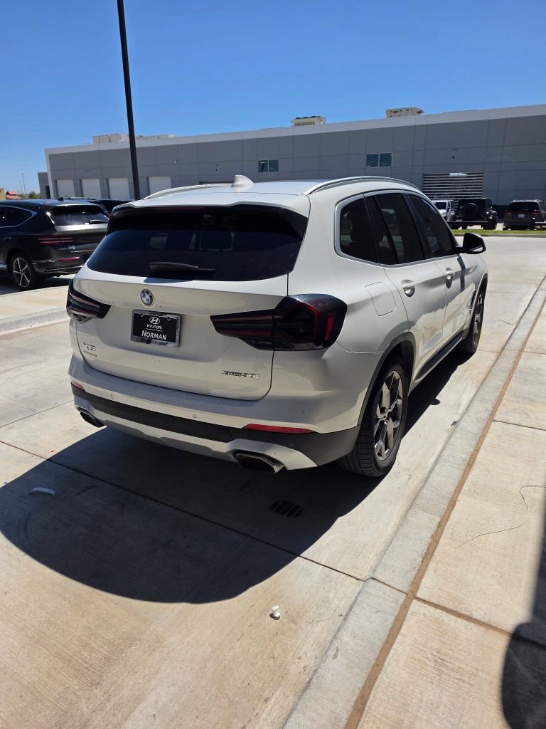 Used 2023 BMW X3 xDrive30i image 4