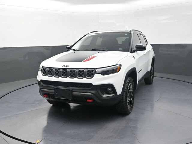 Used 2026 Jeep Compass Trailhawk AWD/4WD image 5