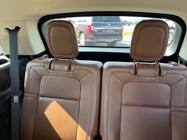 Used 2020 Lincoln Aviator Reserve w/ Equipment Group 201A image 39