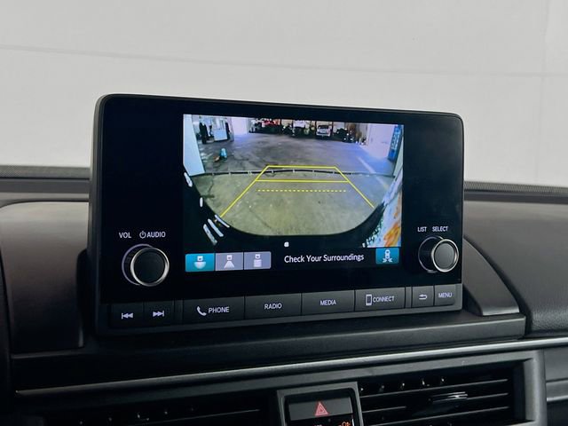 Used 2024 Honda Pilot Sport image 16